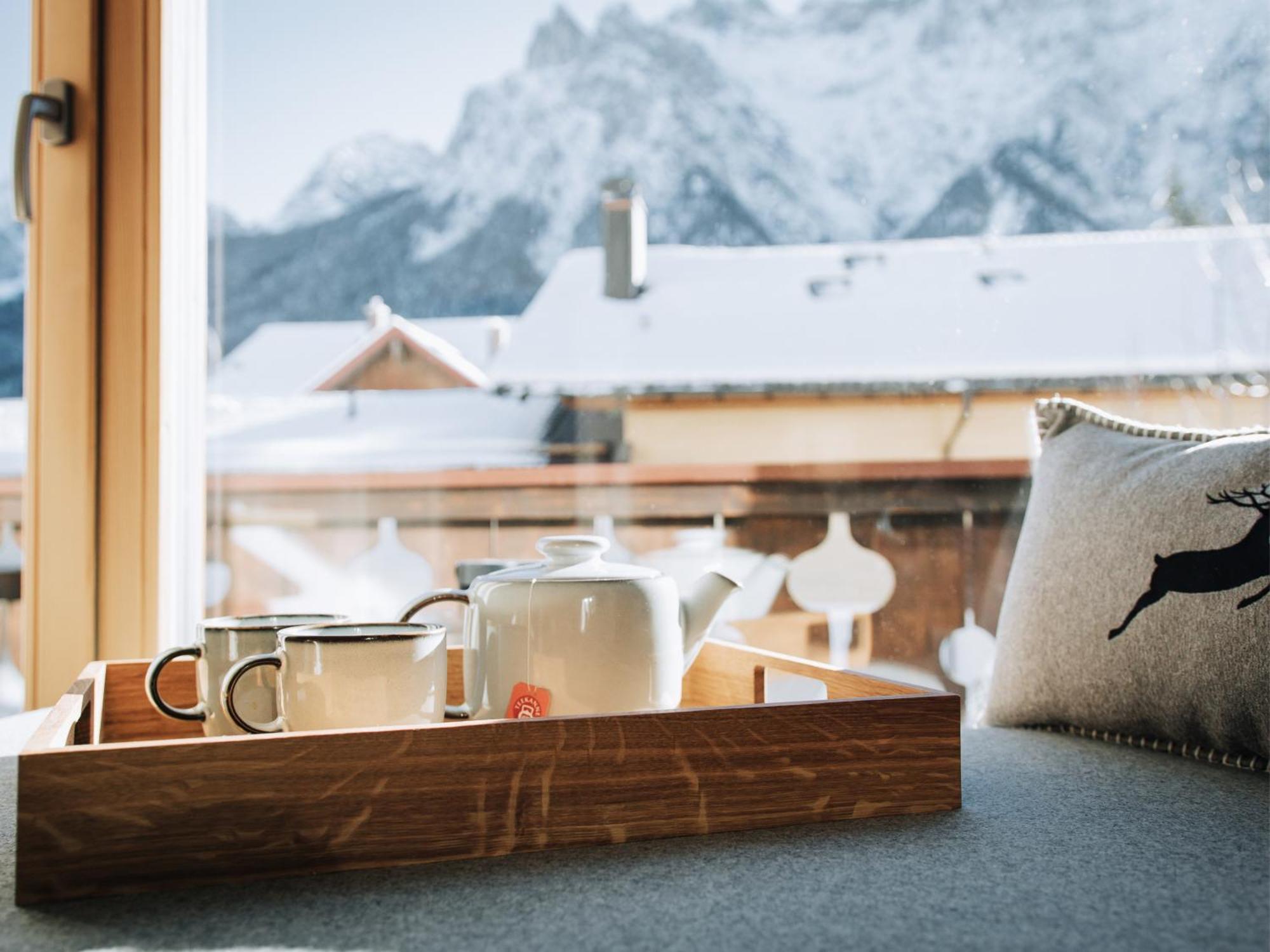 Apartamento Karwendelsuite - 5 Sterne Mit Bestem Bergblick, Zentrumsnah & Ruhig Gelegen, Familienfreundlich *